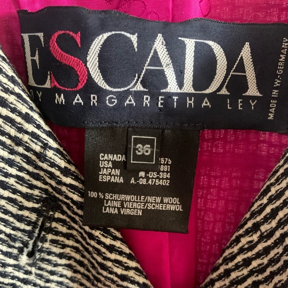 Vintage Escada Wool Jacket - Picture 3 of 3